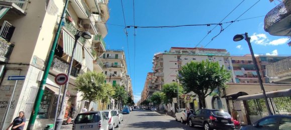 2 Schlafzimmer Wohnung in Portici, Italy, Nr. 31581 30