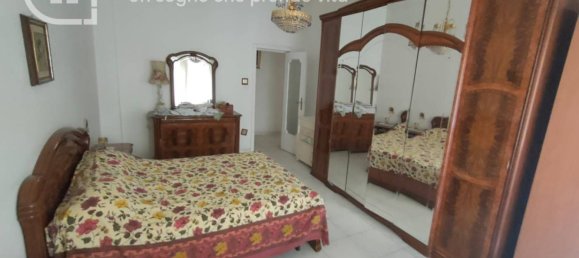 2 Schlafzimmer Wohnung in Portici, Italy, Nr. 31581 5