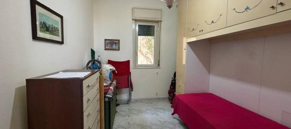 Casa de 12 divisões em Carini, Italy N.º 39309 42