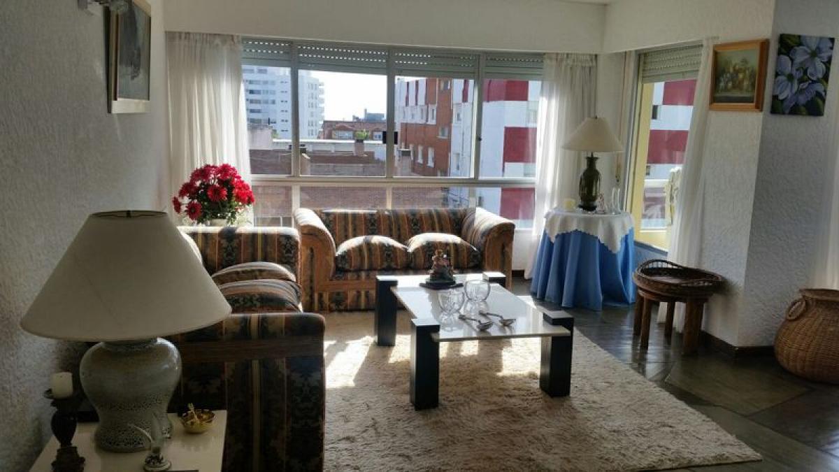 2 bedrooms House in Maldonado, Uruguay No. 12898