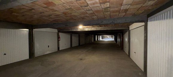 Garaje en La Garenne-Colombes, France 13 m² No. 331513 2
