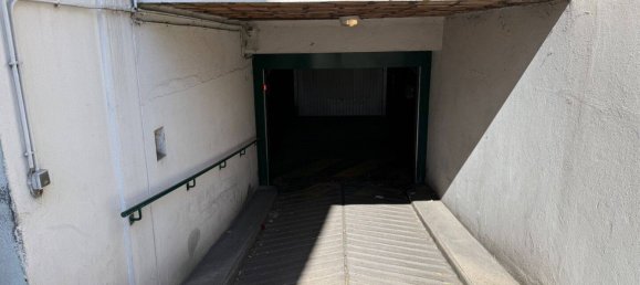 Garaje en La Garenne-Colombes, France 13 m² No. 331513 3