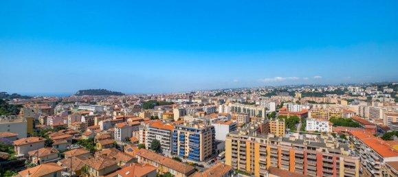 1 bedroom Apartment in Nice, France No. 284800 2