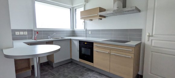 Дом с 4 спальнями в Васкеаль, Франция № 39880 3