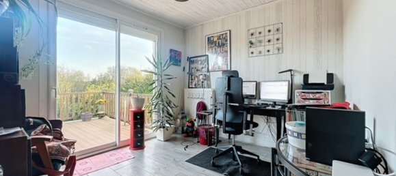 6 bedrooms House in Chaumont-en-Vexin, France No. 211246 12