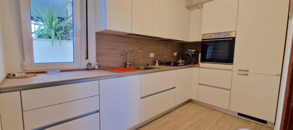 4 Schlafzimmer Wohnung in Riccione, Italy, Nr. 328015 10