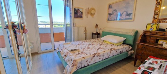 4 Schlafzimmer Wohnung in Riccione, Italy, Nr. 328015 21
