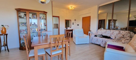 4 Schlafzimmer Wohnung in Riccione, Italy, Nr. 328015 8