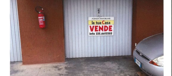 13m² Garage in Udine, Italy No. 179273 2