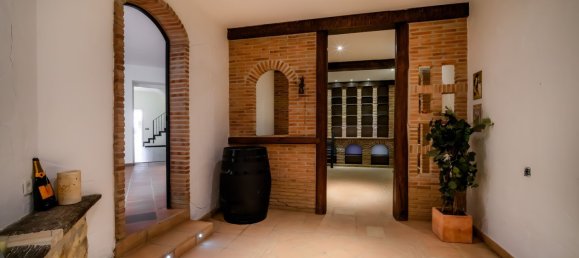 6 bedrooms Villa in Marbella, Spain No. 143525 21