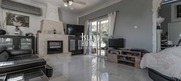 3 bedrooms House in Pernera, Cyprus No. 23952 5