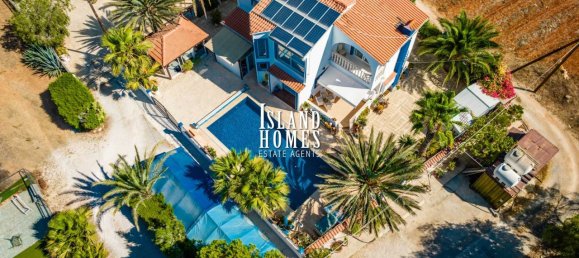 3 bedrooms House in Pernera, Cyprus No. 23952 3