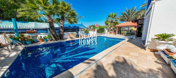 3 bedrooms House in Pernera, Cyprus No. 23952 8