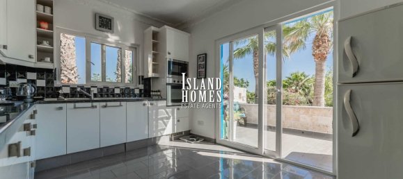 3 bedrooms House in Pernera, Cyprus No. 23952 13