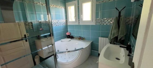 5 غرف نوم فيلا في Bagnols-sur-Ceze, France رقم 309072 11