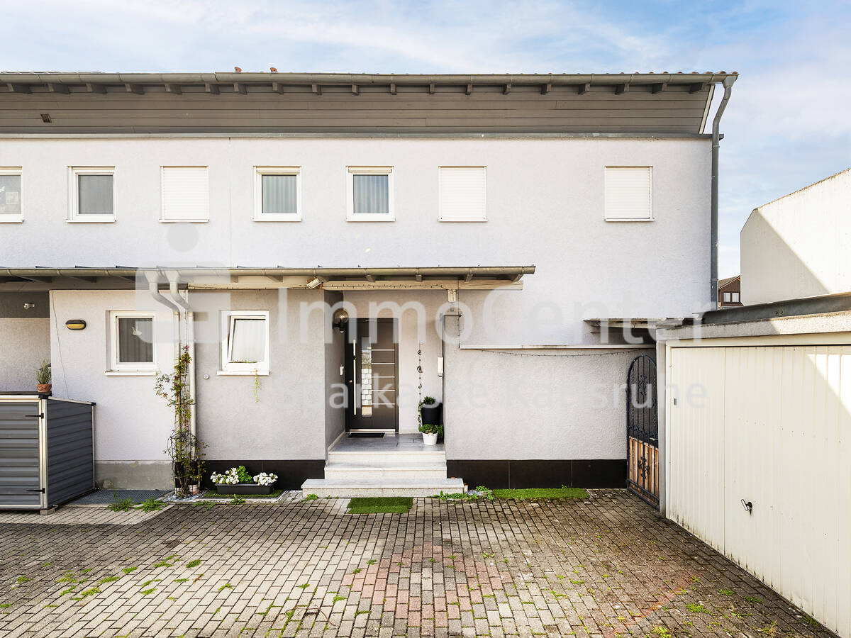 Adosado de 3 dormitorios en Karlsruhe, Germany No. 366627