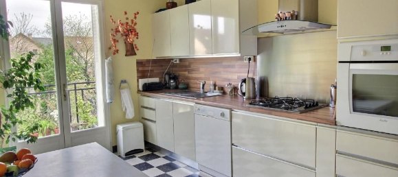 5 bedrooms House in Chilly-Mazarin, France No. 189054 4