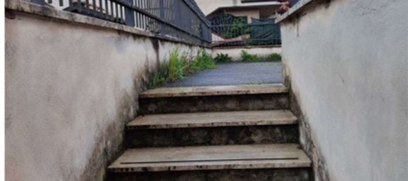 2-salle Appartement à Labico, Italy No. 193567 3