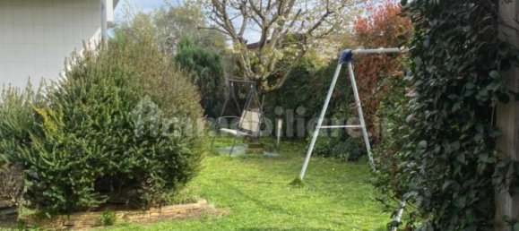 2 bedrooms Apartment in Desio, Italy No. 337488 7