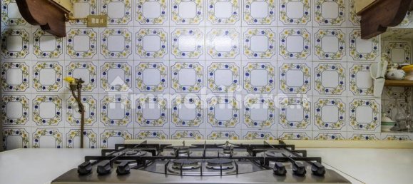 3 Schlafzimmer Wohnung in Siena, Italy, Nr. 324485 11