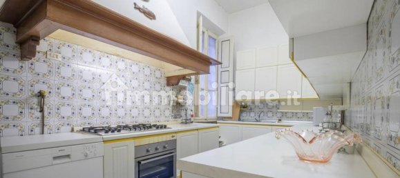 3 Schlafzimmer Wohnung in Siena, Italy, Nr. 324485 9