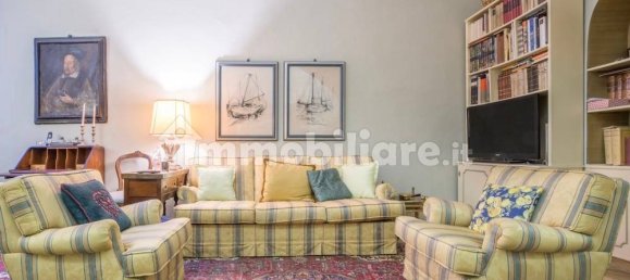 3 Schlafzimmer Wohnung in Siena, Italy, Nr. 324485 4
