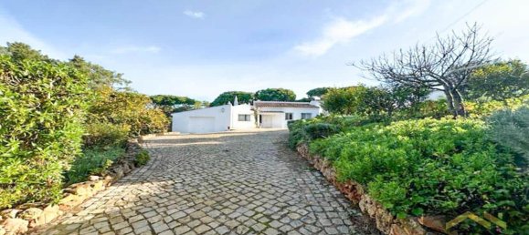 3 Schlafzimmer Villa in Quarteira, Portugal, Nr. 172108 2
