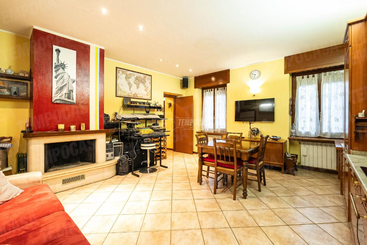 2 rooms Apartment in Seregno, Italy No. 149338