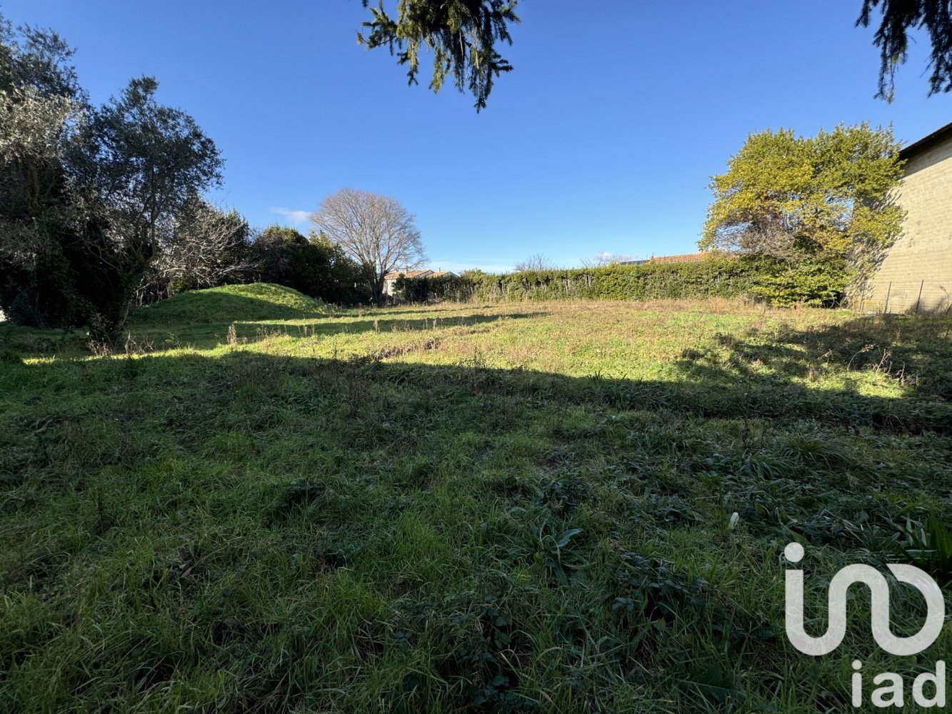 Terreno en Maillane, France No. 102220