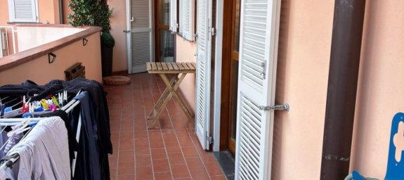 3 bedrooms Apartment in Calenzano, Italy No. 324618 7