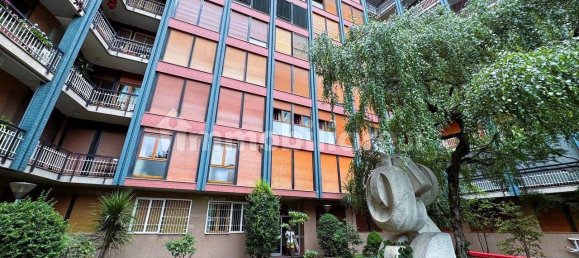 2 bedrooms Apartment in Milan, Italy No. 259874 16