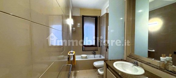 2 bedrooms Apartment in Milan, Italy No. 259874 5