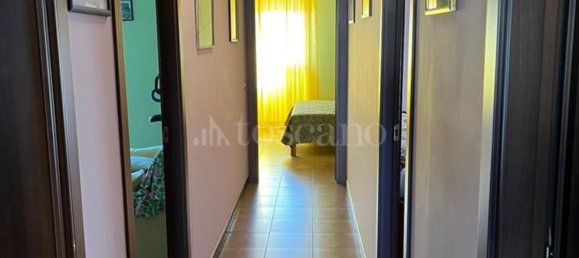 Apartamento de 4 habitaciónes en Mentana, Italy No. 47719 10