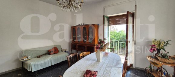 4 bedrooms Apartment in Torre Annunziata, Italy No. 340043 12