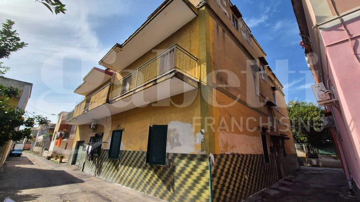 4 bedrooms Apartment in Torre Annunziata, Italy No. 340043
