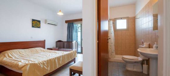 5 bedrooms Commercial property in Kissonerga, Cyprus No. 19519 9