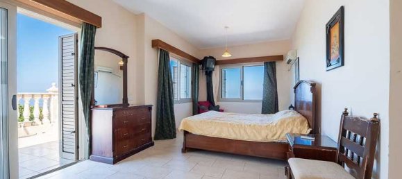 5 bedrooms Commercial property in Kissonerga, Cyprus No. 19519 6