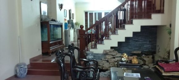 180m² House in Ba Dinh, Vietnam No. 284 2