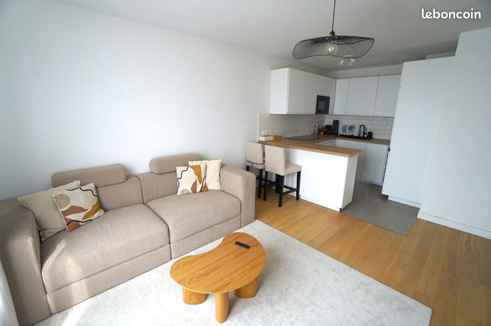 2 chambres Appartement à Aulnay-sous-Bois, France No. 360048