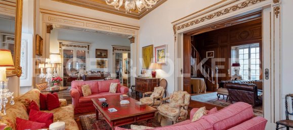 7 bedrooms Castles in Lisbon, Portugal No. 50299 4