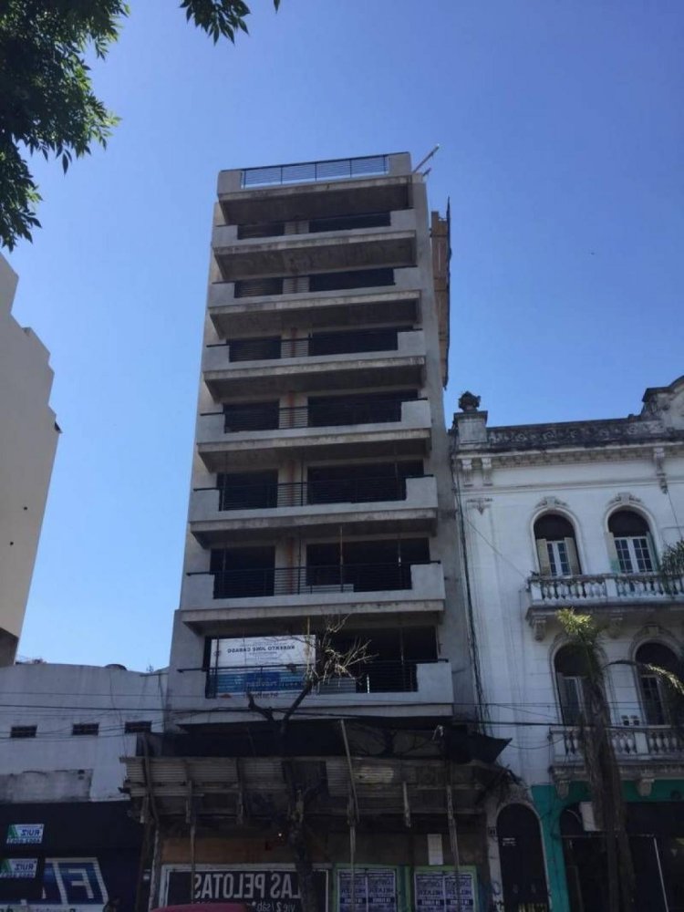 Studio in Buenos Aires, Argentina No. 82010