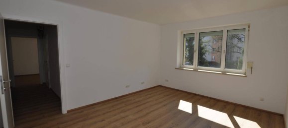 3 rooms Apartment in Gmunden, Austria No. 149520 2
