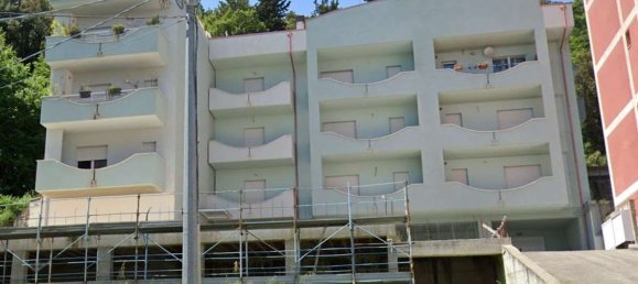 5-salle Appartement à Casoli, Italy No. 179794 12