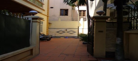 4 bedrooms House in Tay Ho, Vietnam No. 7072 2