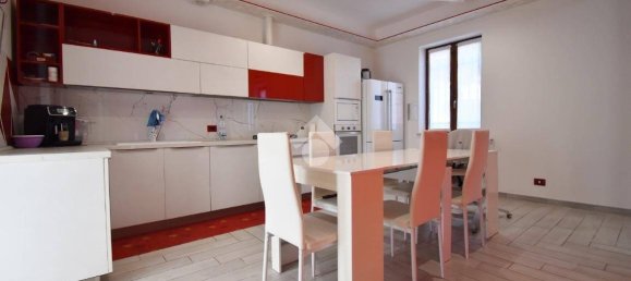 Дом с 3 спальнями в Аппьяно Джентиле, Италия № 356826 2