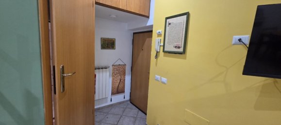 2 Schlafzimmer Wohnung in Rome, Italy, Nr. 324142 5
