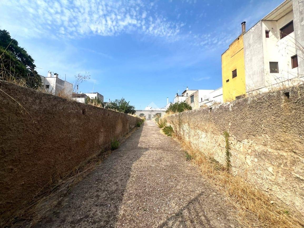 Вилла с 8 спальнями в Латиано, Италия № 61060