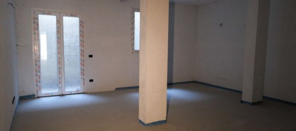 3 rooms Apartment in Inzago, Italy No. 184876 18