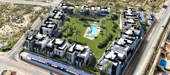 2 bedrooms Bungalow in Ciudad Quesada, Spain No. 176440 3