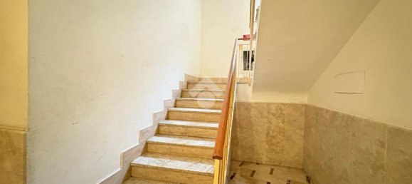 Квартира с 3 комнатами в Палермо, Италия № 2254 3